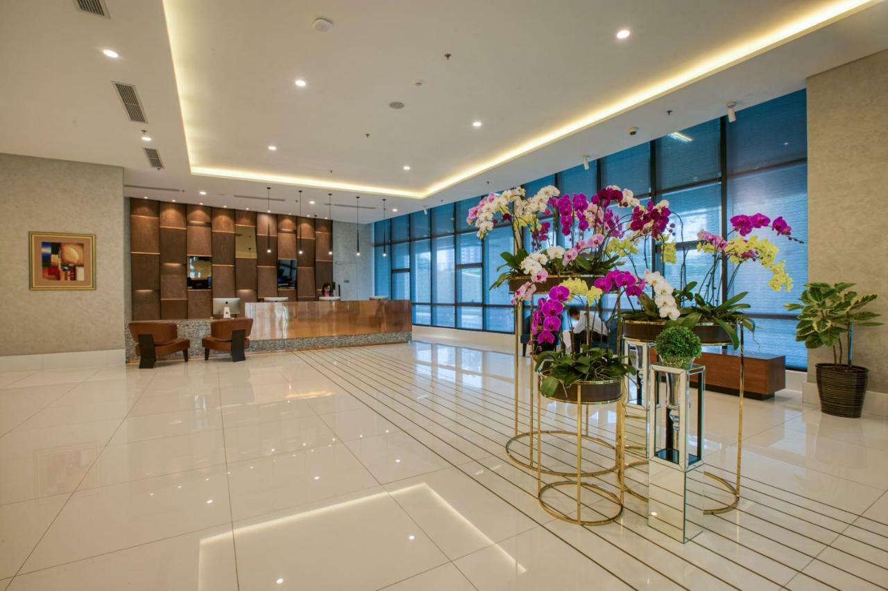 Mercure Living 普特拉贾亚 外观 照片 Lobby