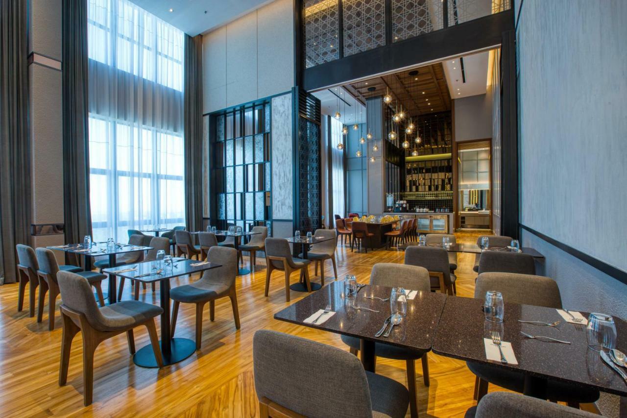 Mercure Living 普特拉贾亚 外观 照片 The restaurant